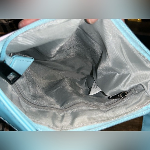 Pink/Blue Insulated Crossbody Bag - Picture 4 of 4